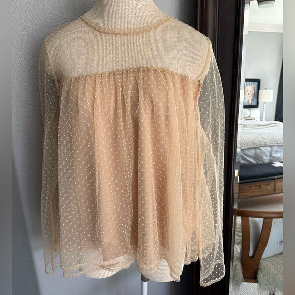 Banana Republic Cream Long Sleeve Boxy Blouse, size large - Picture 1 of 10